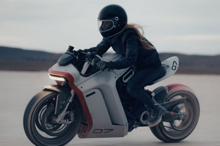 Zero SR-X: Motor Listrik Masa Depan yang Bikin Motor Konvensional Kelihatan Jadul