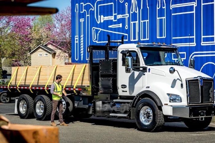 Kenworth T880E: Truk Listrik Kelas 8 Pertama Tanpa Asap dan Suara Bising