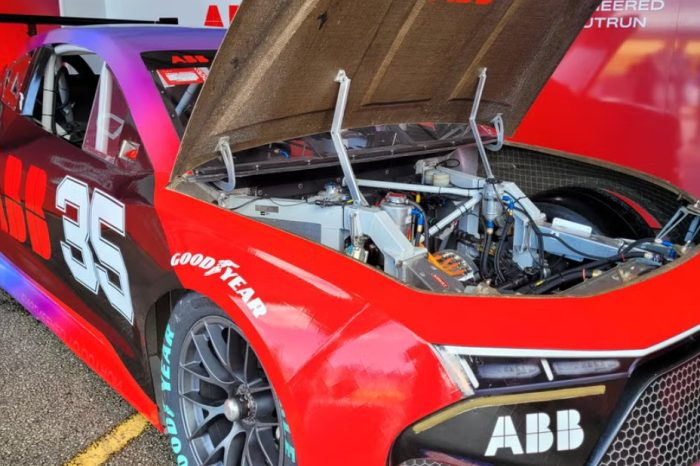 Siap-Siap! NASCAR EV Bakal Menghancurkan Segalanya, Prototipe Listrik yang Siap Curi Perhatian Dunia Balap