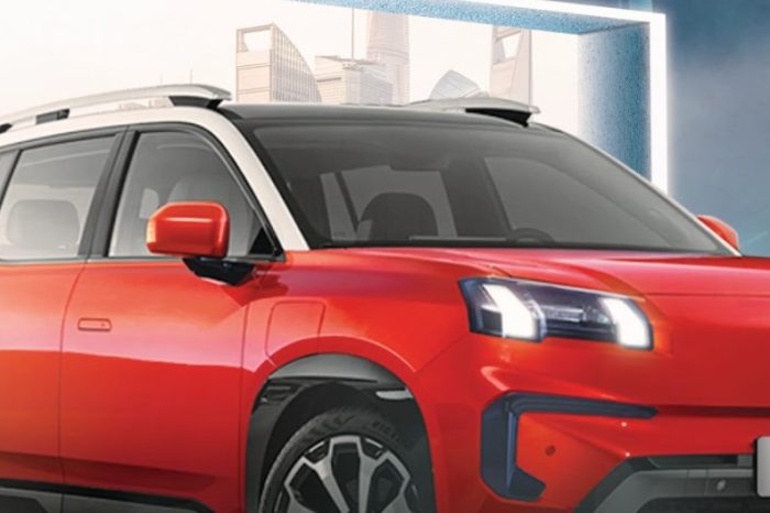 WOW! Mobil Listrik Aion V Bisa Tempuh Jakarta-Semarang Tanpa Ngecas! Fitur Pijat & Kulkas 24 Jam Bikin Geleng-Geleng!