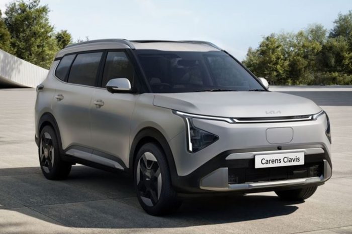 Carens Clavis EV Meluncur: Mobil Listrik Serbaguna, Jarak Tempuh 490 Km dan Bisa Jadi "Colokan" Saat Camping