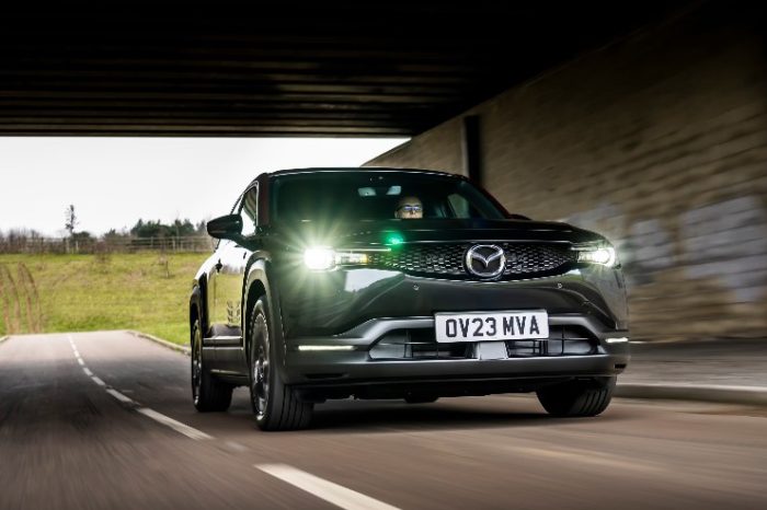 Mesin Sekecil Toaster, Tapi Bisa Jadi Masa Depan Mobil Listrik? Mazda MX-30 R-EV Buktikan