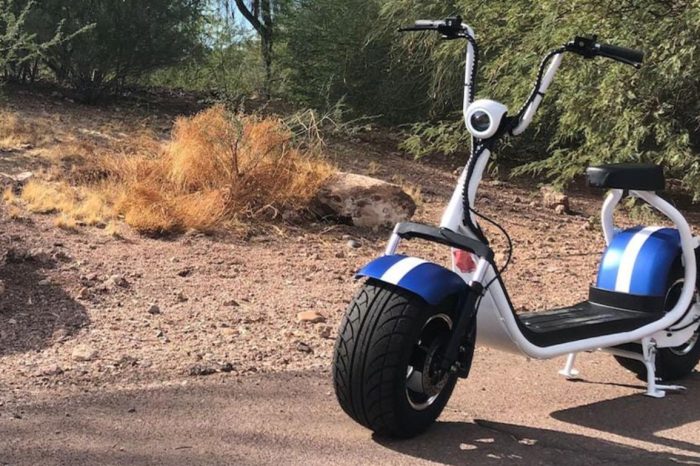 Woi! Ini Dia Skuter Listrik Sakti yang Bisa Jadi Teman Nongkrong dan Berpetualang