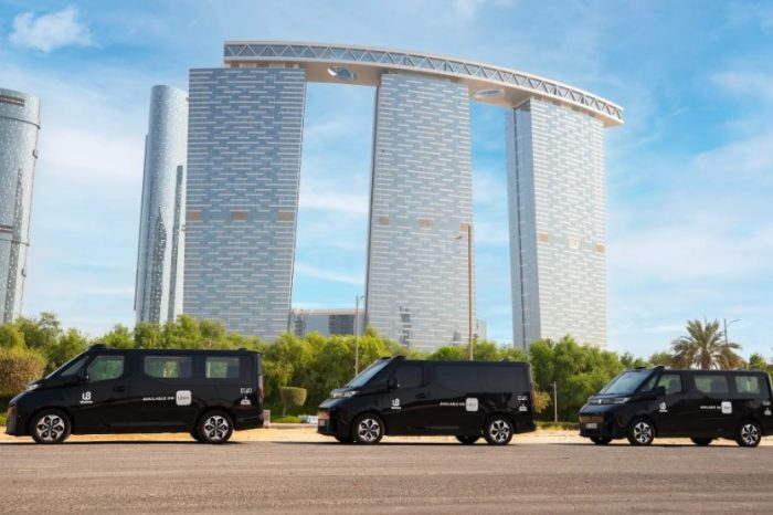 Taksi Tanpa Sopir Beneran Ada! Dubai Resmi Pakai Robotaxi, Tinggal Duduk Manis Tanpa Basa-Basi